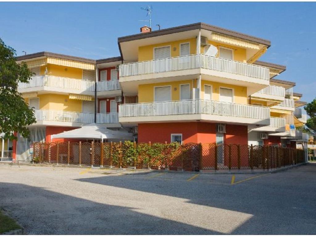Residence Miriam 2 Bibione Exteriör bild